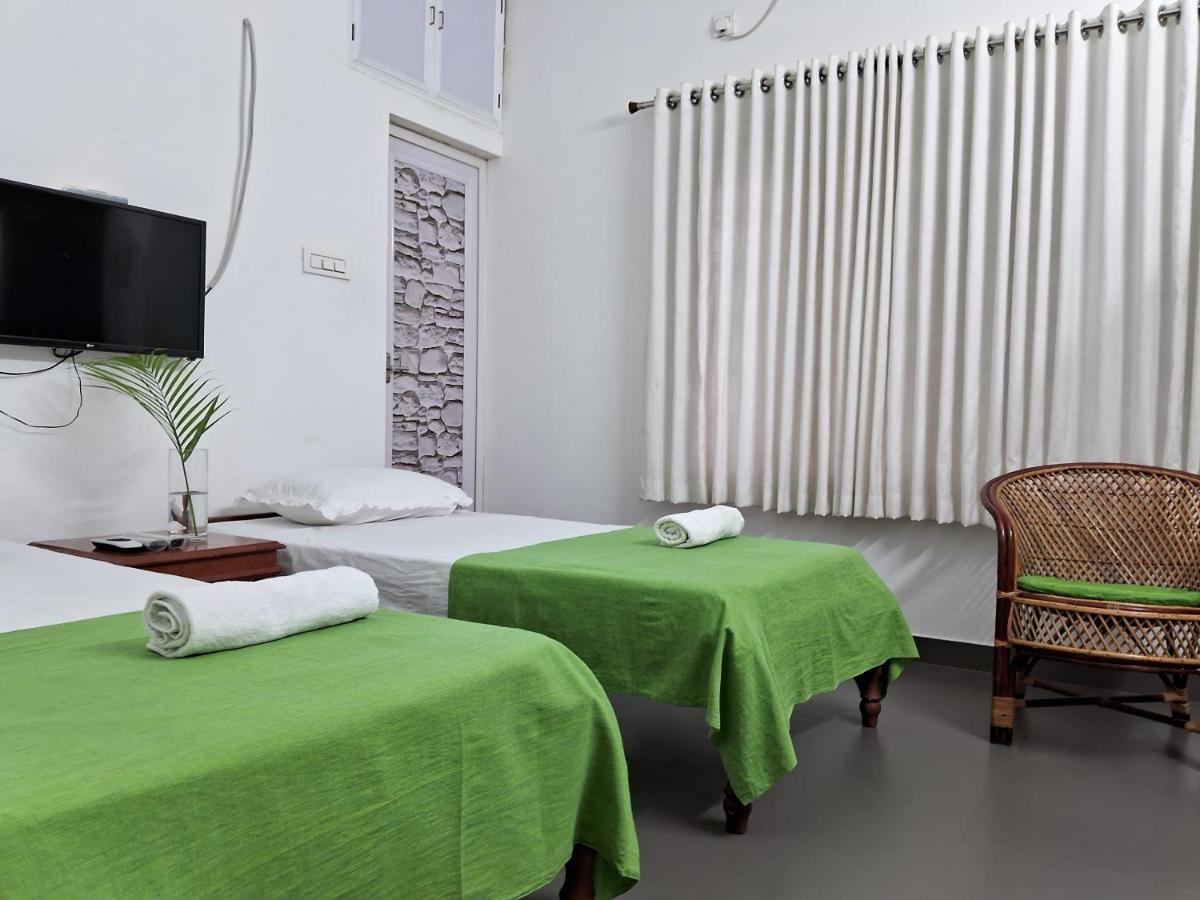Mi Casa Tu Casa Homestay Коччи Экстерьер фото