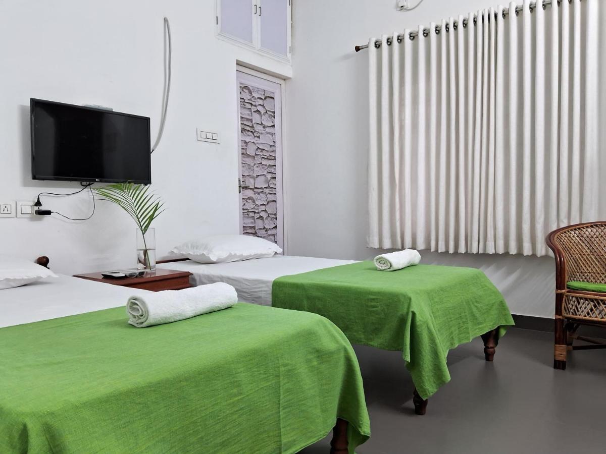 Mi Casa Tu Casa Homestay Коччи Экстерьер фото