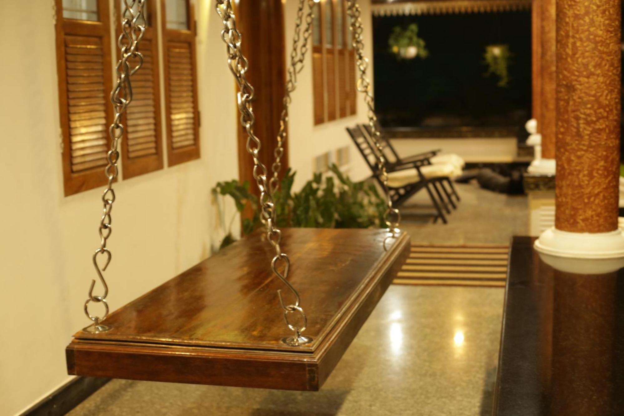 Mi Casa Tu Casa Homestay Коччи Экстерьер фото