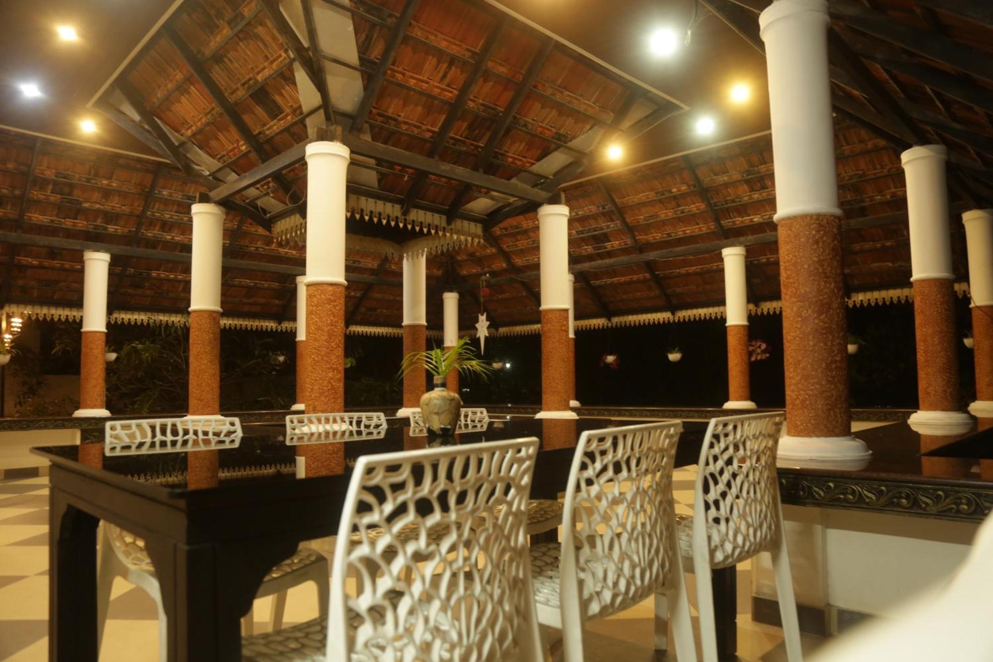 Mi Casa Tu Casa Homestay Коччи Экстерьер фото