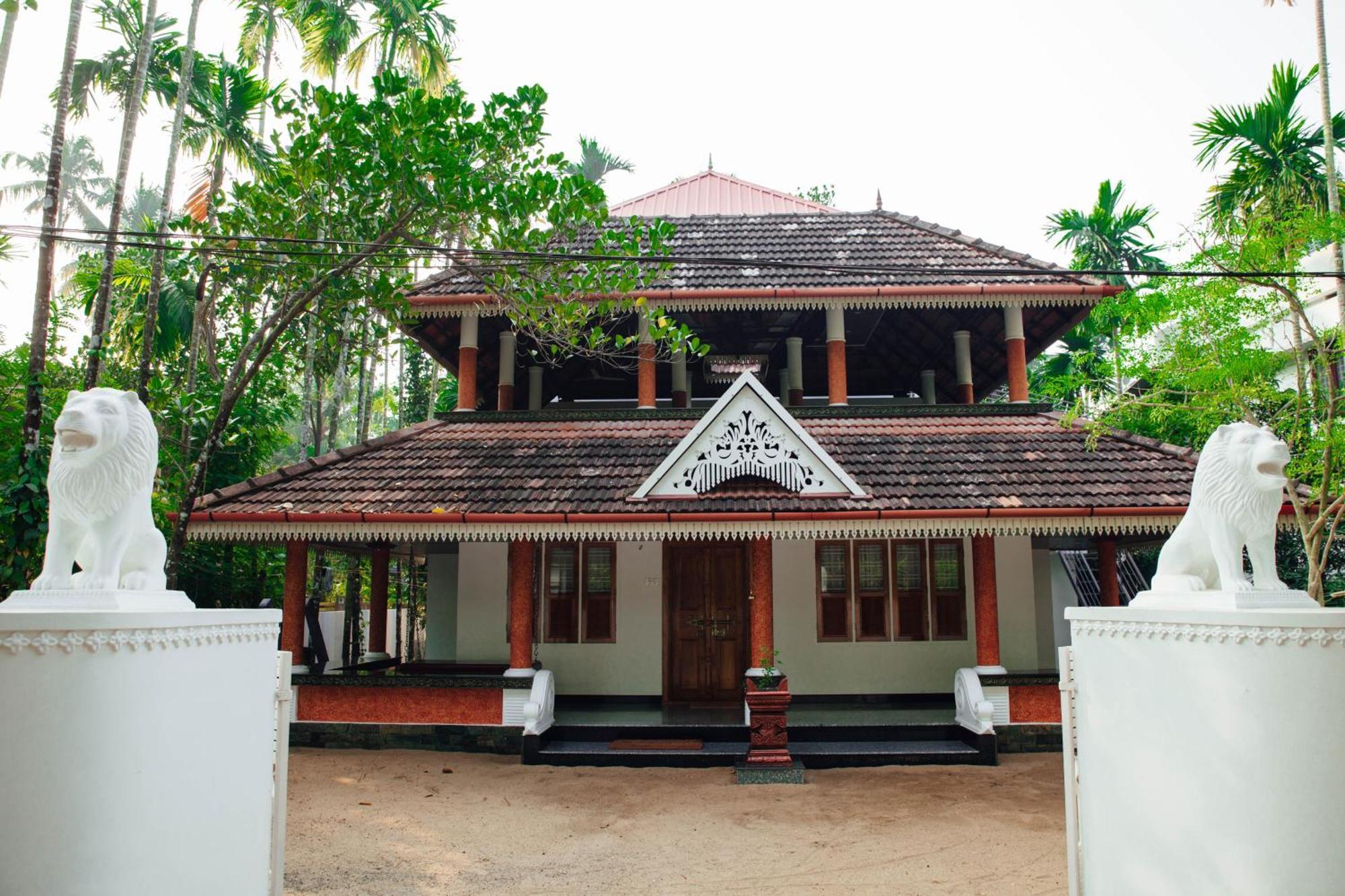 Mi Casa Tu Casa Homestay Коччи Экстерьер фото