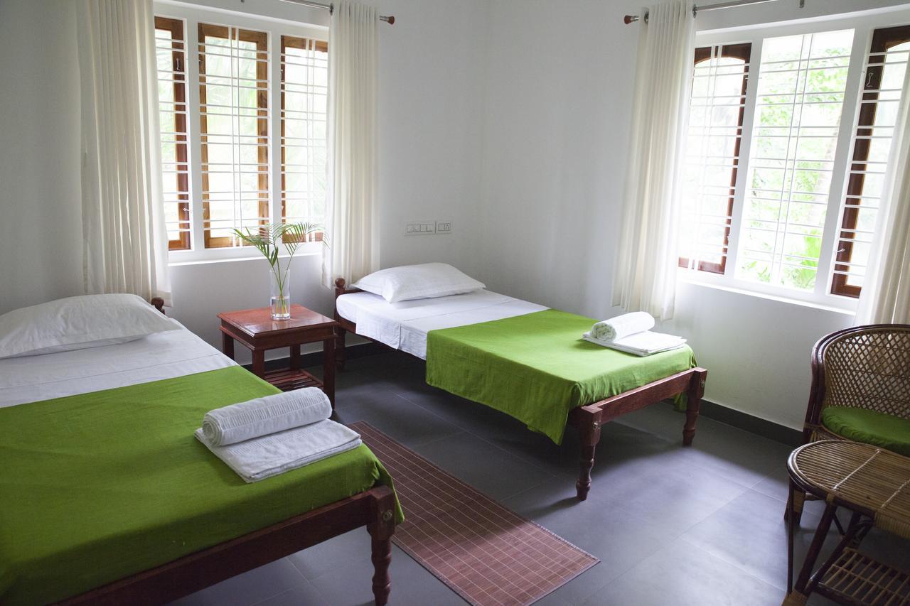 Mi Casa Tu Casa Homestay Коччи Экстерьер фото